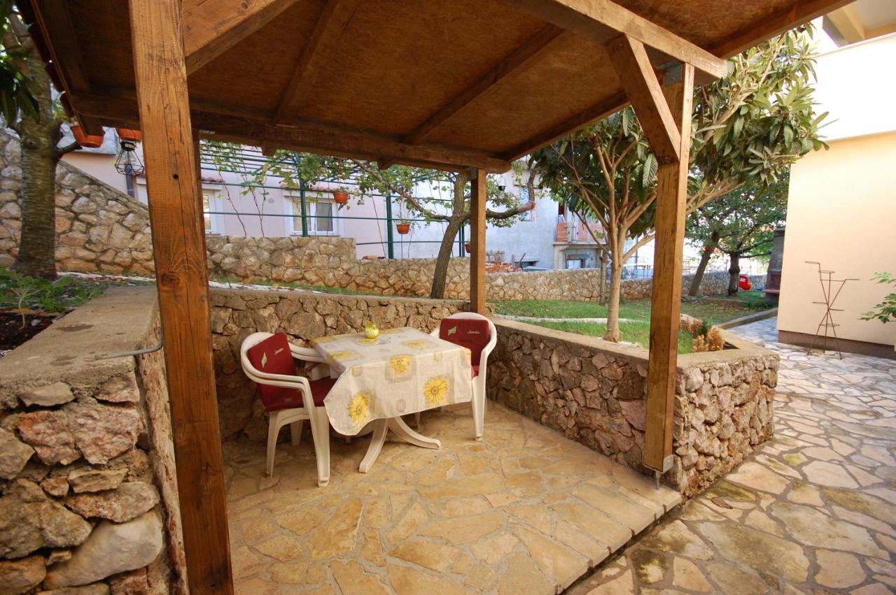Apartments Snjezana By El-Pi Tours Njivice Luaran gambar