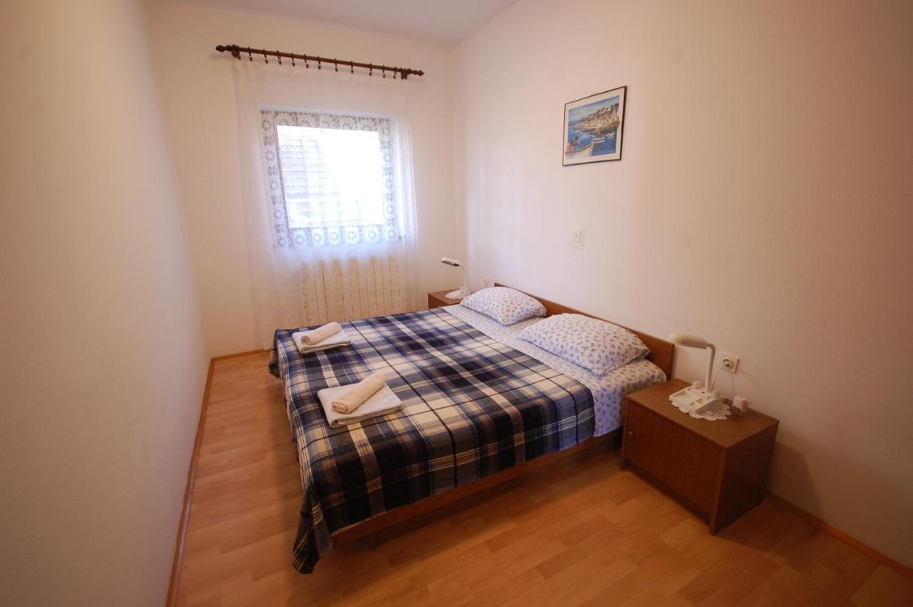 Apartments Snjezana By El-Pi Tours Njivice Luaran gambar