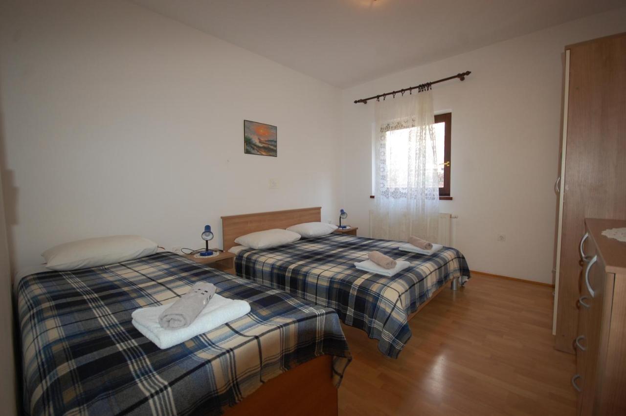 Apartments Snjezana By El-Pi Tours Njivice Luaran gambar