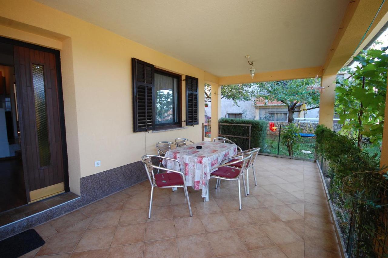 Apartments Snjezana By El-Pi Tours Njivice Luaran gambar