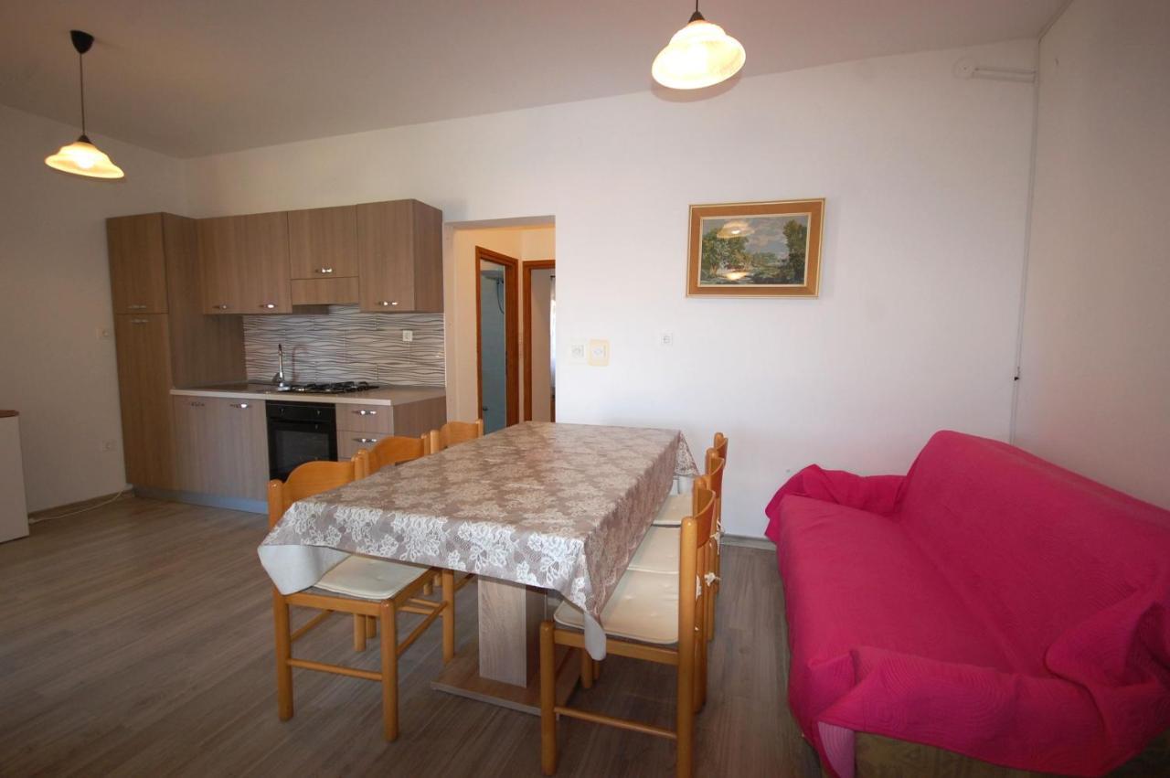 Apartments Snjezana By El-Pi Tours Njivice Luaran gambar