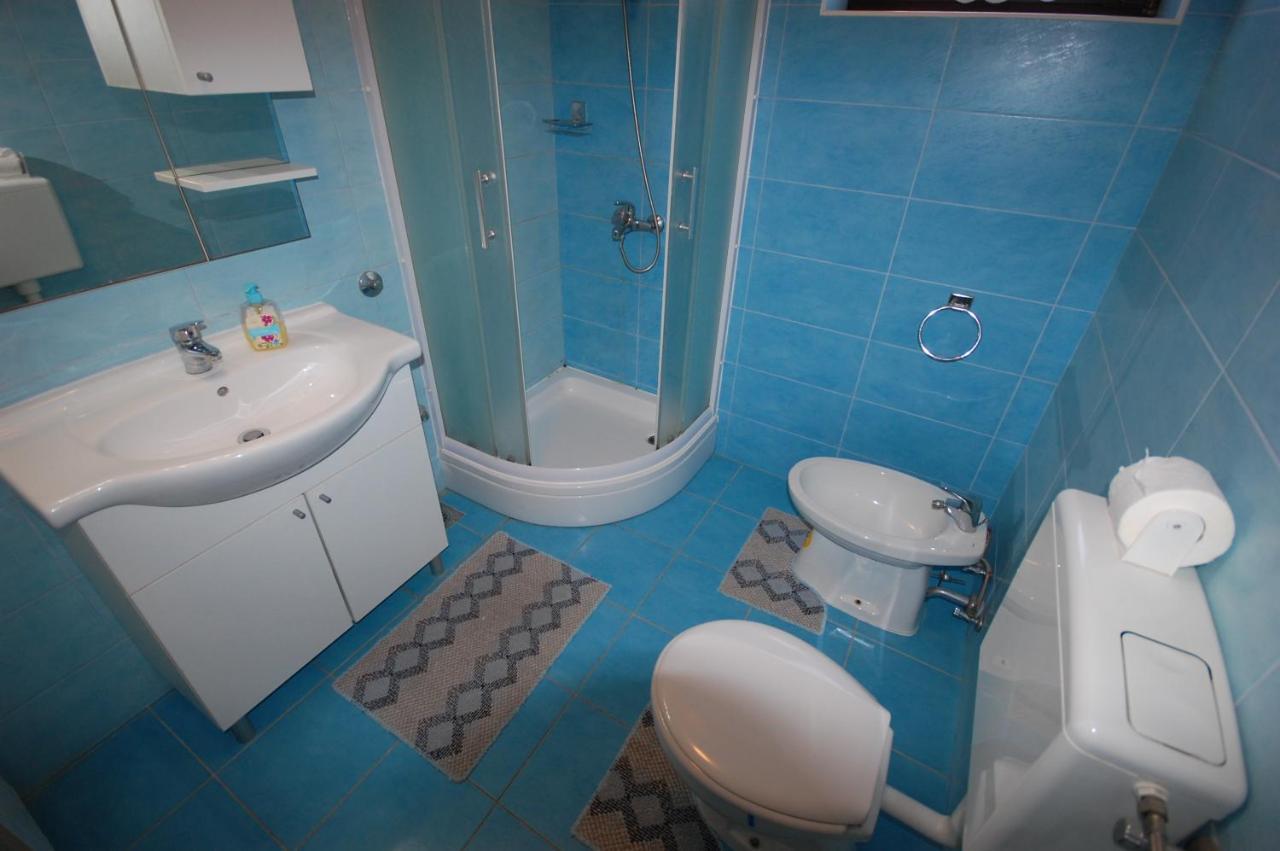 Apartments Snjezana By El-Pi Tours Njivice Luaran gambar